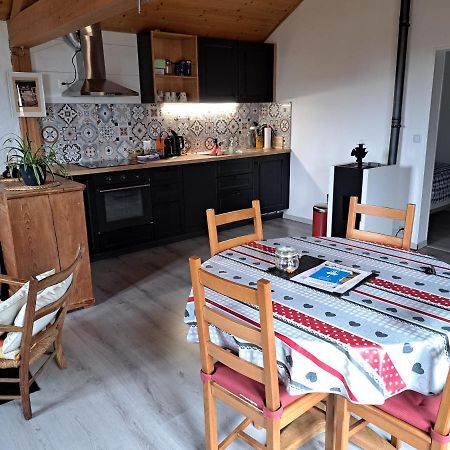 Charmante maison indépendante au coeur du Lavaux, Cully, cuisine, WiFi Esterno foto