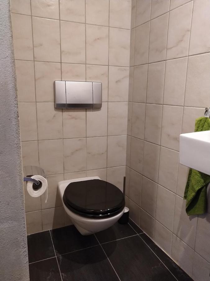 Charmante maison indépendante au coeur du Lavaux, Cully, cuisine, WiFi Esterno foto