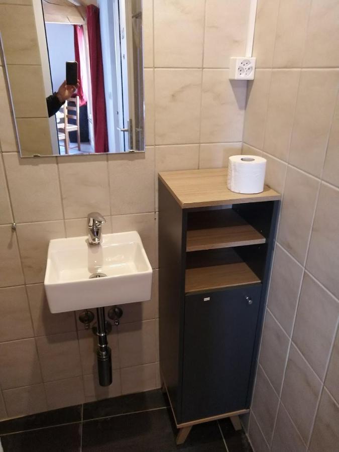 Charmante maison indépendante au coeur du Lavaux, Cully, cuisine, WiFi Esterno foto